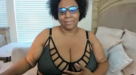 Josie4yourpleasure webcam model stream image