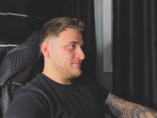 Ruben Deniro webcam model stream image