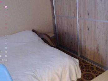 Julia99 webcam model stream image