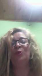 momismilf544 webcam model stream image