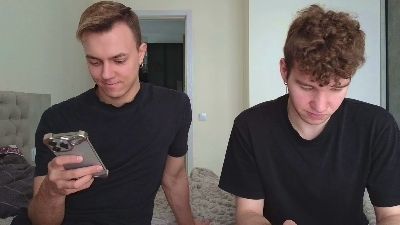 alexxx_d webcam cam4 model stream image