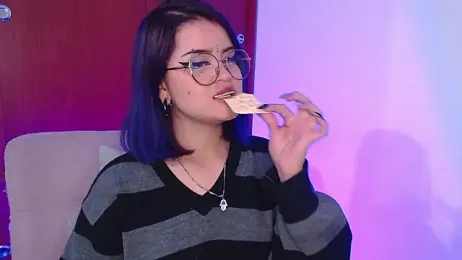 Raventh_ webcam model stream image