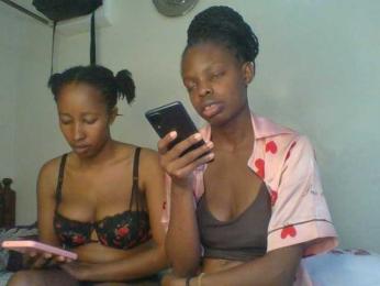 MysticCharm webcam bongacams model stream image