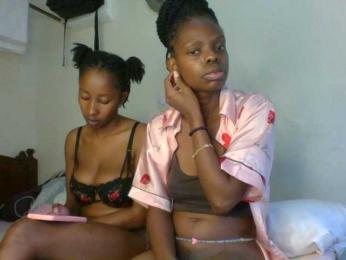 MysticCharm webcam bongacams model stream image