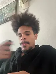 Mrmakeherwet_Tez webcam model stream image