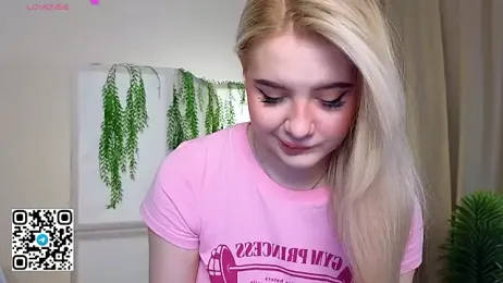 oliviabr0wn0 webcam model stream image