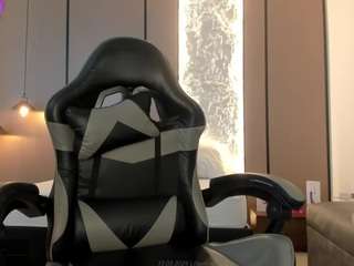 lilly-ass webcam model stream image