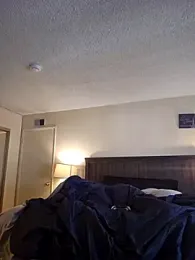 Roddog18 webcam model stream image