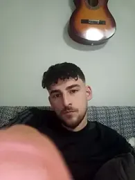 Yasinyasin7 webcam model stream image