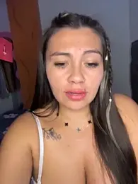 LIZ-06_ webcam model stream image