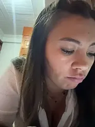 LIZ-06_ webcam model stream image