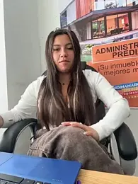 LIZ-06_ webcam model stream image