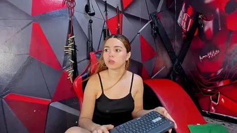 Hana_and_Zeta webcam model stream image