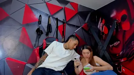 Hana_and_Zeta webcam model stream image