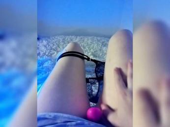 Piff_Pawlady webcam model stream image