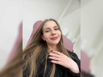 VikkiExtraCheese webcam bongacams model stream image