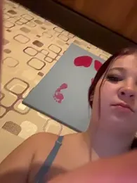 LittleChaosQueen webcam model stream image