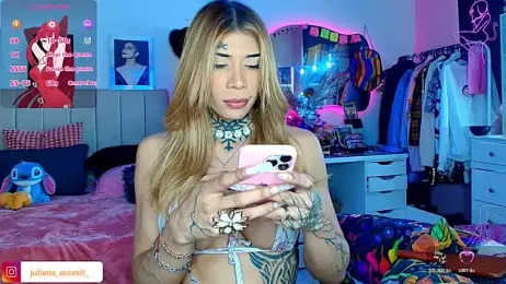 caroline_cossei webcam stripchat model stream image