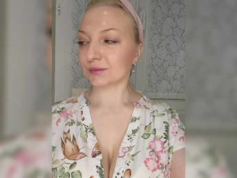 Anesteishen webcam bongacams model stream image