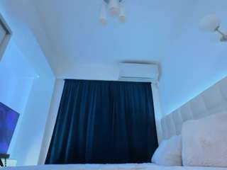 scarletandtom webcam camsoda model stream image