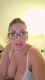 Ginny32 webcam model stream image