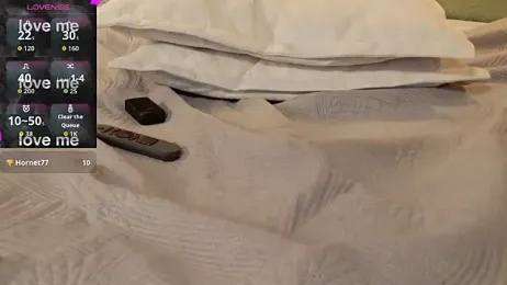 MilkMeSoftly webcam stripchat model stream image