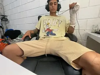 Max_TheHorseDick webcam stripchat model stream image