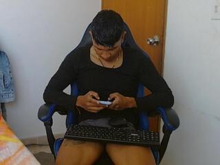 Cameron Fred webcam model stream image