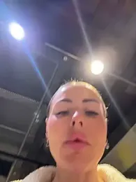 EmaSalis webcam stripchat model stream image