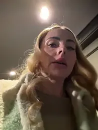 EmaSalis webcam stripchat model stream image