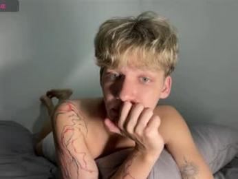 walterback webcam chaturbate model stream image