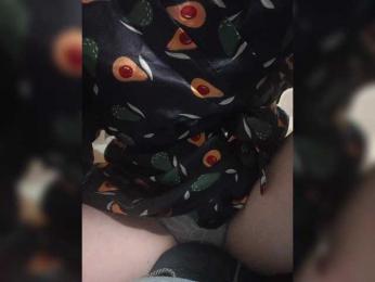 Pupsiki909 webcam bongacams model stream image