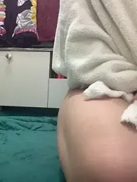 abyusif101099 webcam model stream image