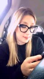 Lalalovehot2 webcam model stream image