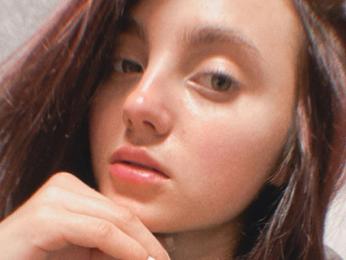 WildaForland webcam model stream image