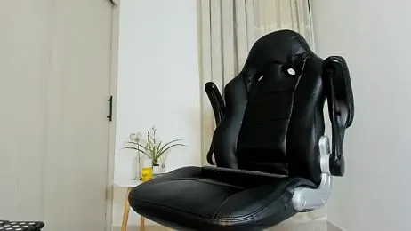 Biscuit_oliva webcam model stream image