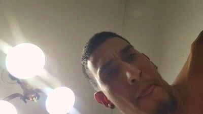 Andrewxxx9 webcam model stream image