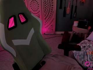 lila-ellis webcam model stream image