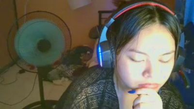 Urhot_slutgirl webcam model stream image