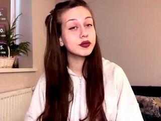 Lulu Whipple webcam flirt4free model stream image