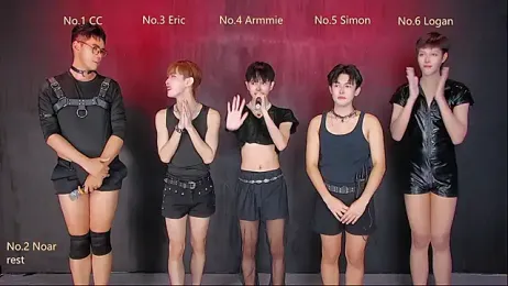 Queen-Vibe webcam model stream image