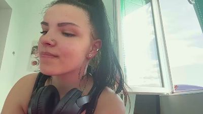 CrystalNatwick webcam model stream image