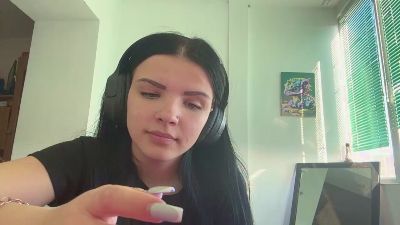 CrystalNatwick webcam model stream image