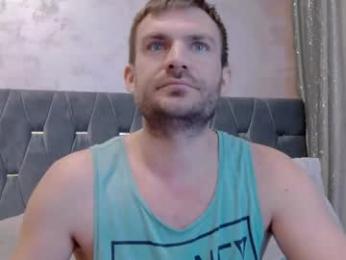 10in_deluxe webcam model stream image