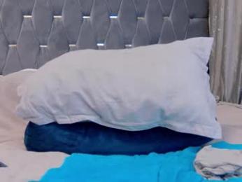 10in_deluxe webcam model stream image