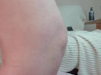 squikt webcam model stream image