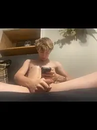 yourwhiteboy1 webcam stripchat model stream image