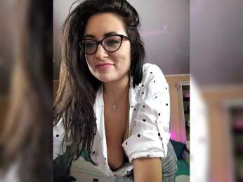 AlicaLovely webcam model stream image