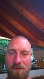 c0ckcomb webcam model stream image