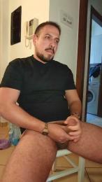 Legolar webcam cam4 model stream image